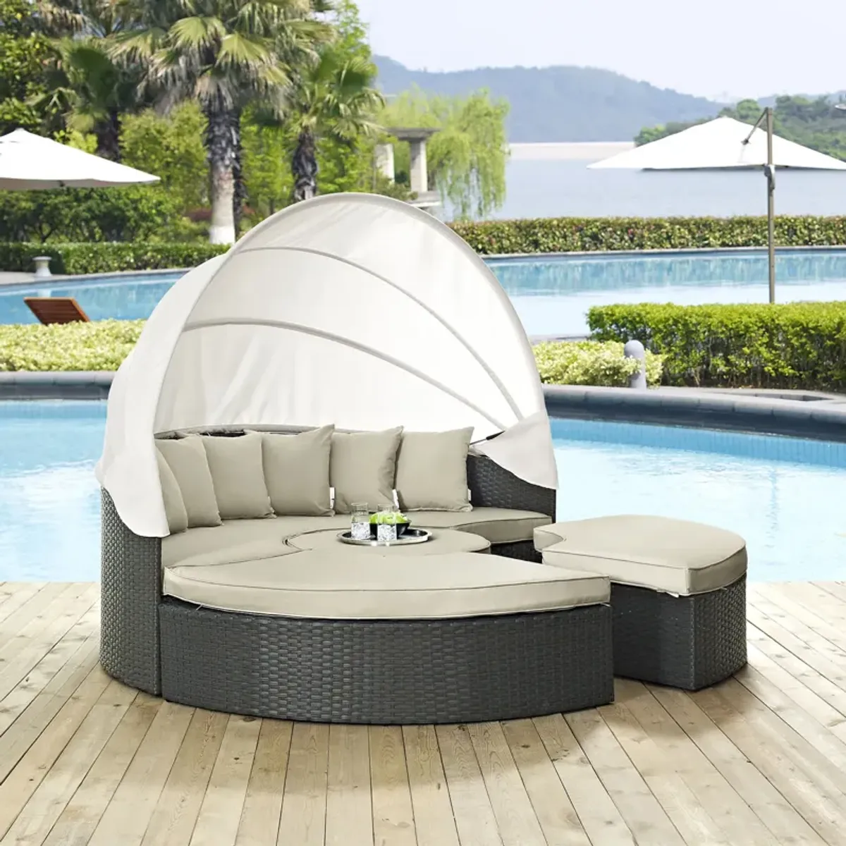 Sojourn Outdoor Patio Sunbrella® Daybed