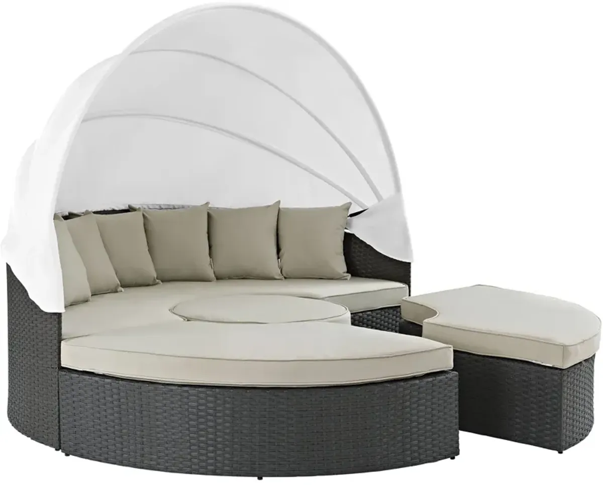 Sojourn Outdoor Patio Sunbrella® Daybed