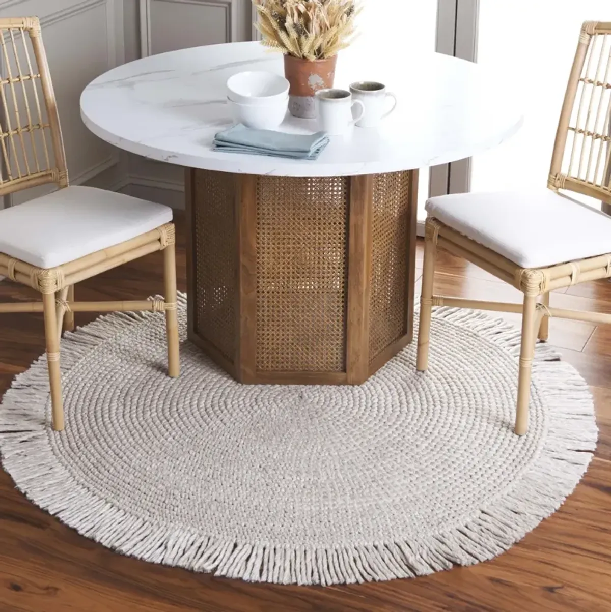 RENEWAL 401 LIGHT BEIGE 5' x 5' Round Round Rug