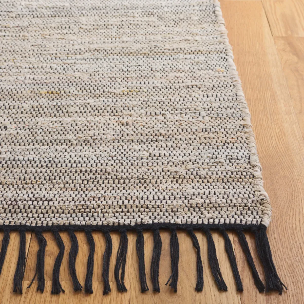 RAG RUG 301 IVORY  2'-3' x 8' Runner Rug