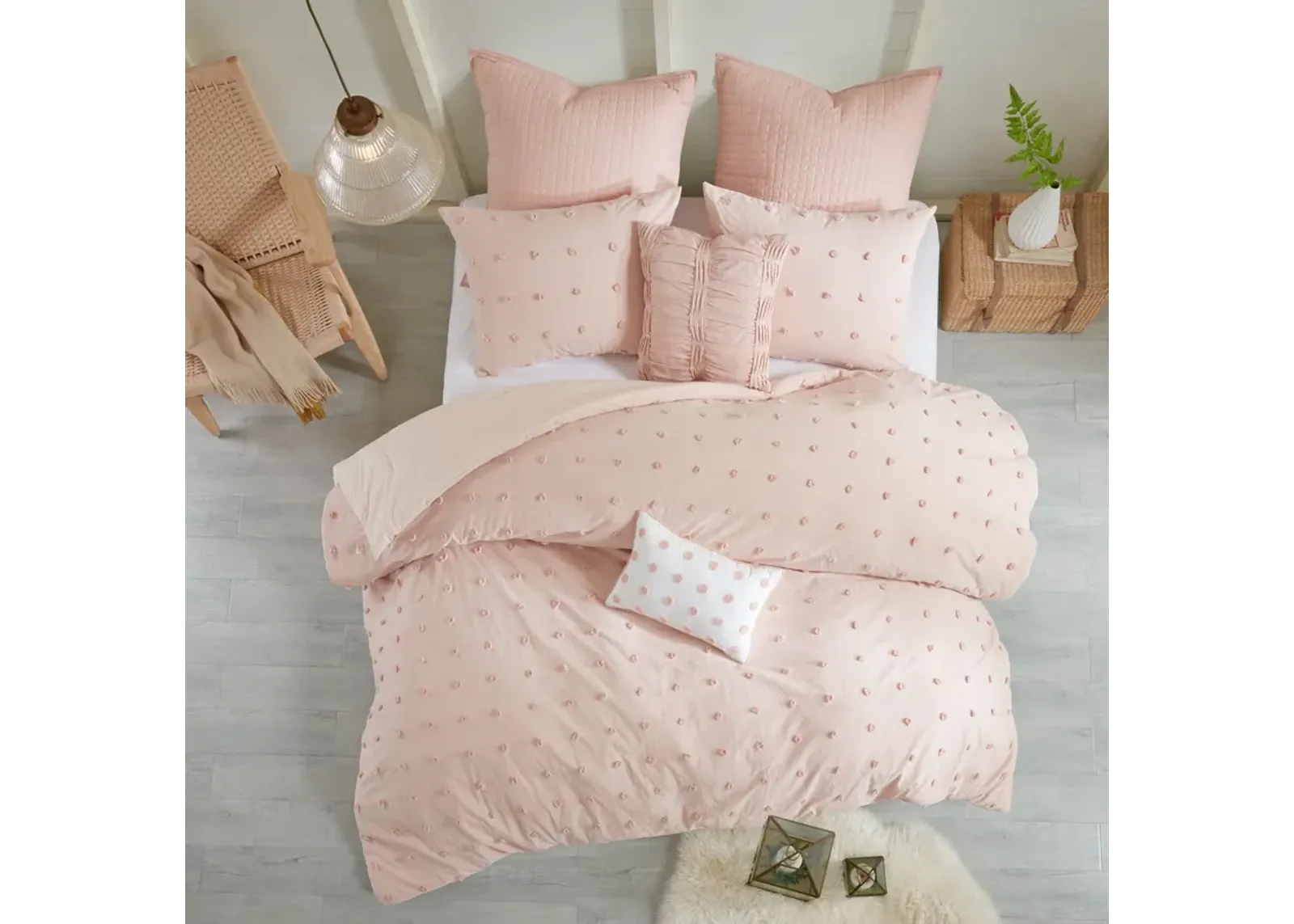 Urban Habitat Brooklyn Pink Cotton Jacquard Comforter Set with Euro Shams and Throw Pillows