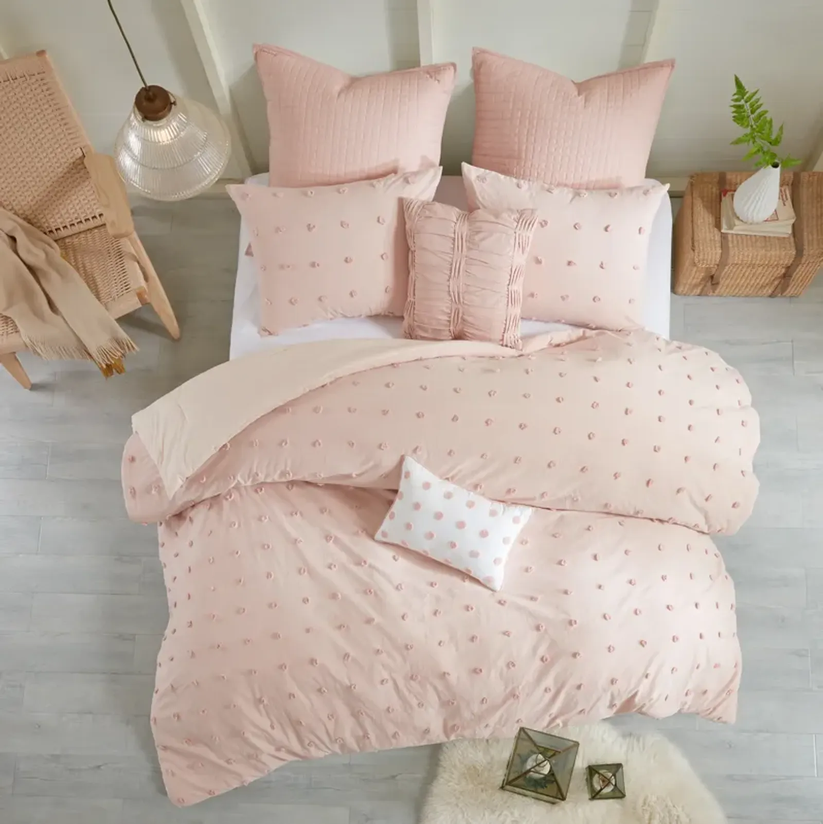 Urban Habitat Brooklyn Pink Cotton Jacquard Comforter Set with Euro Shams and Throw Pillows