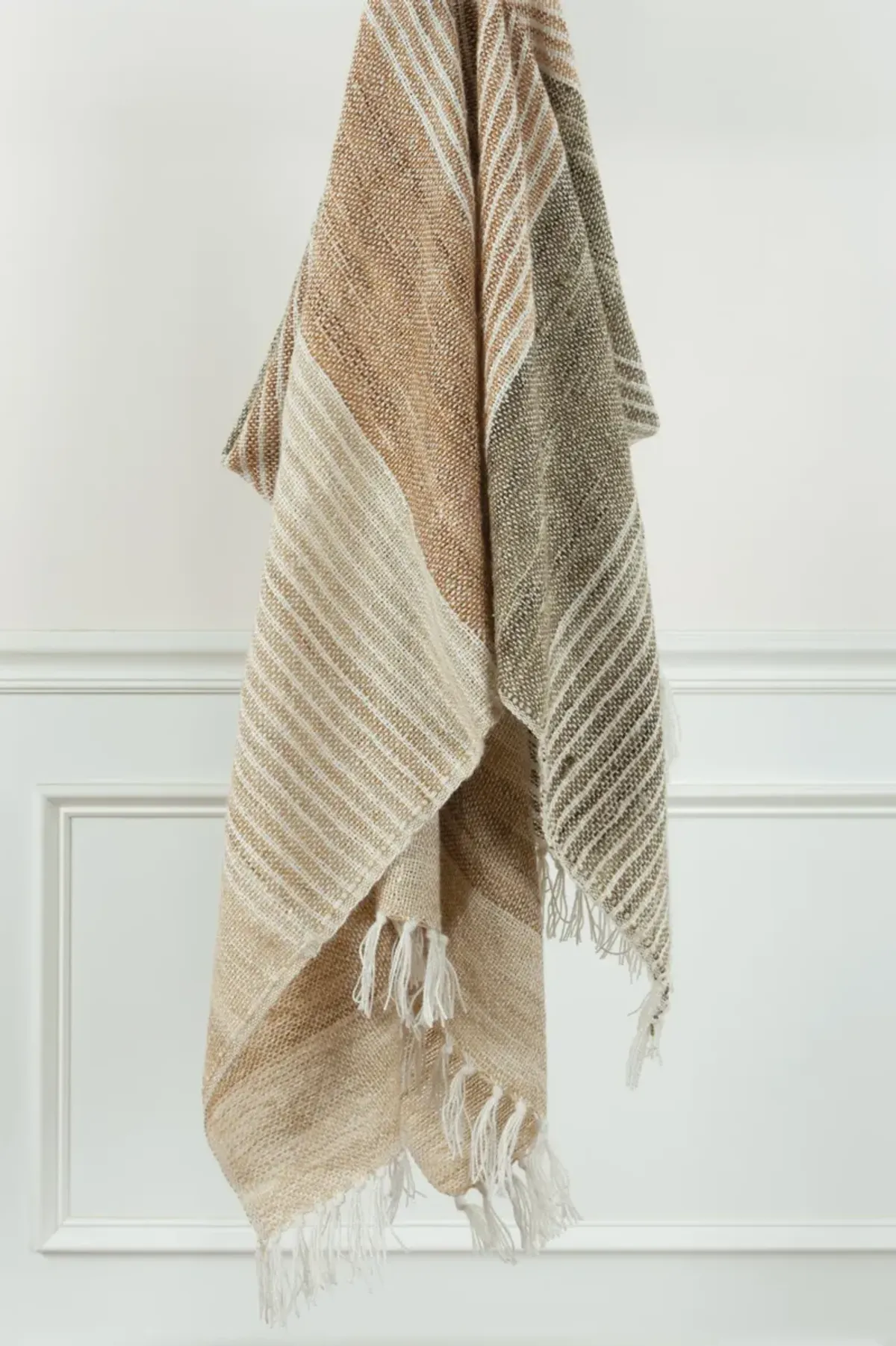 Stripe Brown Throw