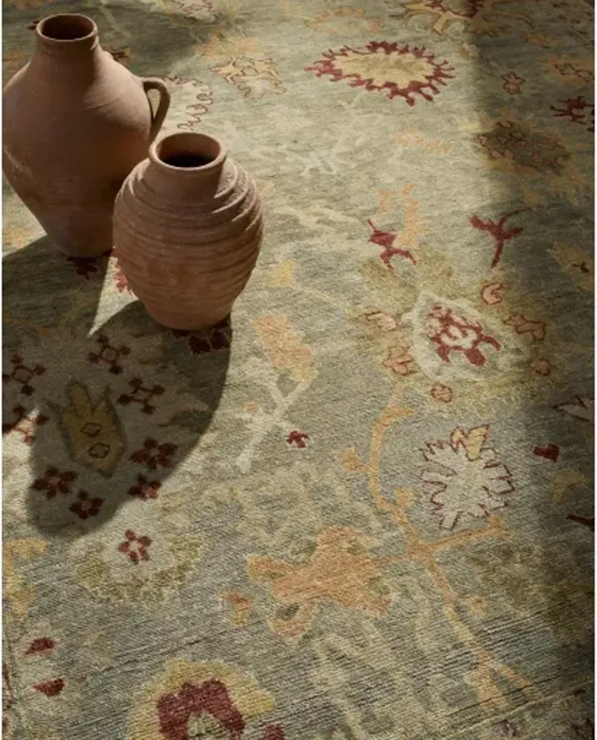 Ghazni GHZ-2307 2' x 3' Handmade Rug