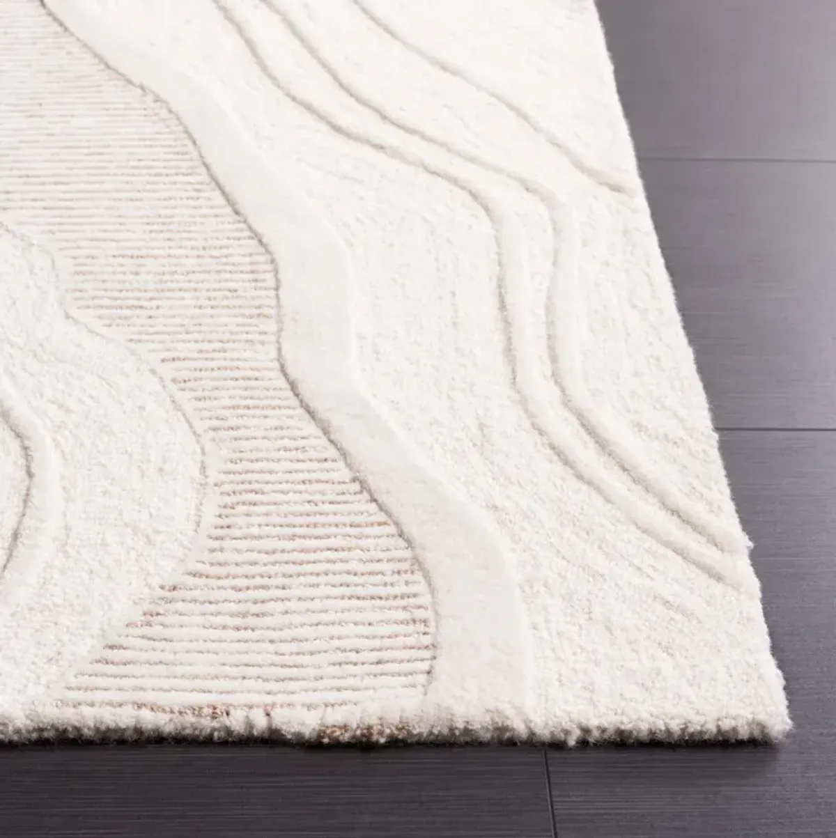 FIFTH AVENUE 802 NATURAL  2'-3' x 8' Runner Rug