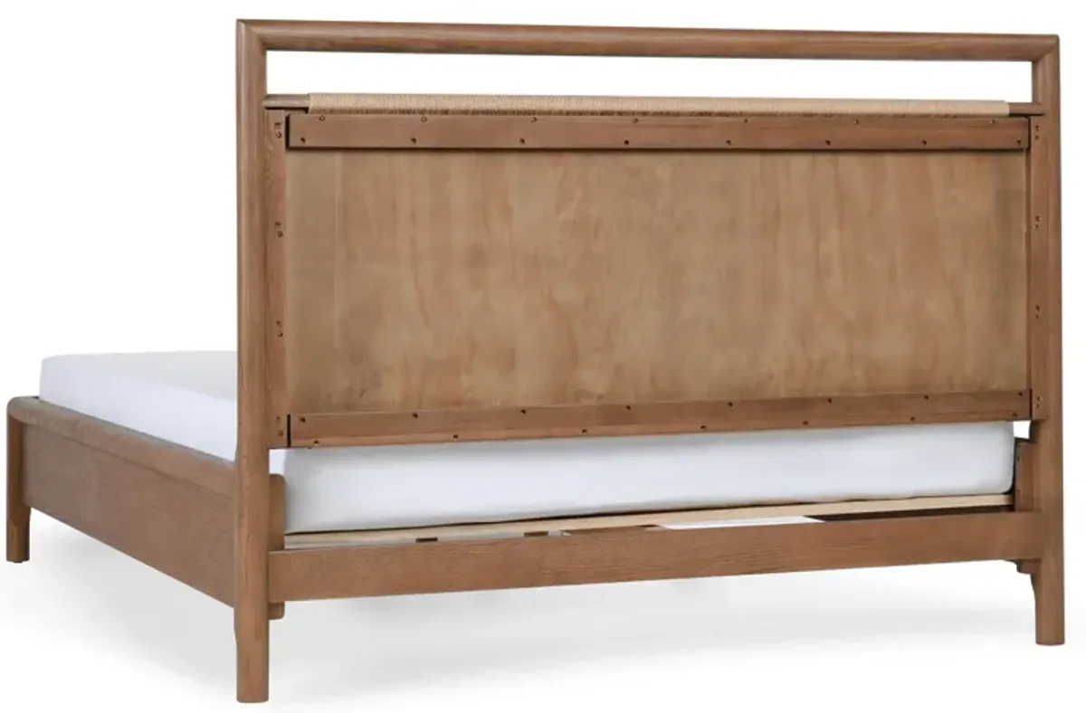 Corda Oak Veneer Queen Bed Nut Brown/Natural