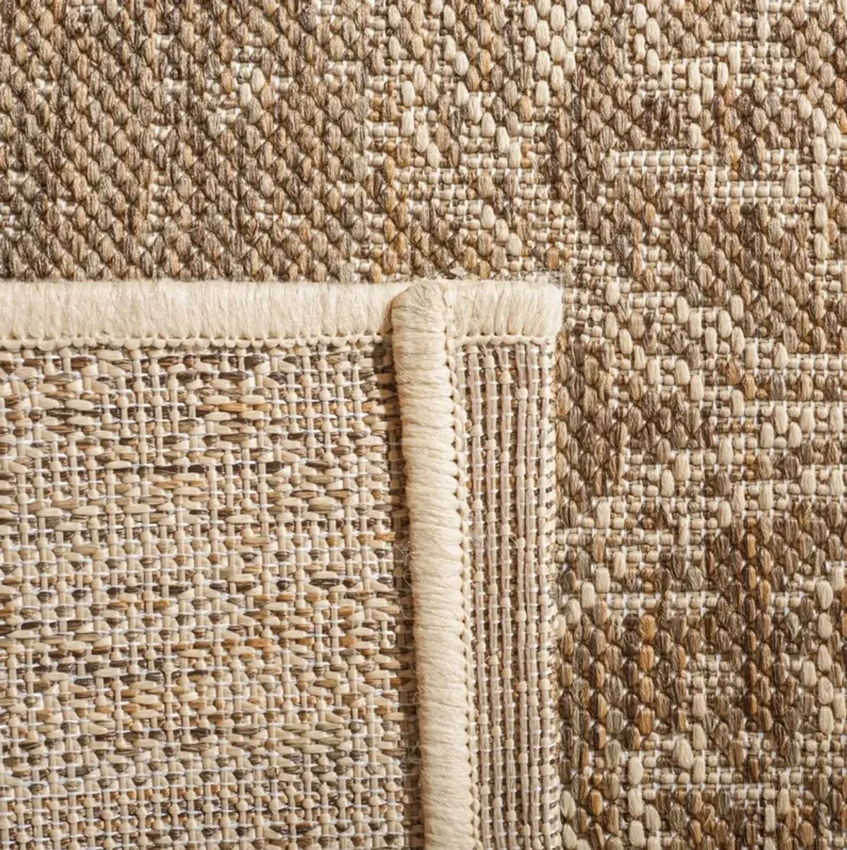 BEACH HOUSE 174 Beige 2'-2' X 4' Accent Rug