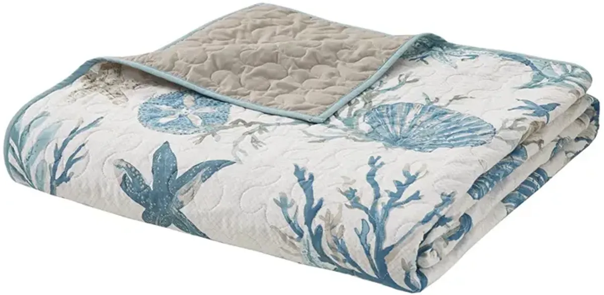 Madison Park Pebble Beach Aqua 6 Piece Cotton Sateen Quilt Set with Throw Pillows