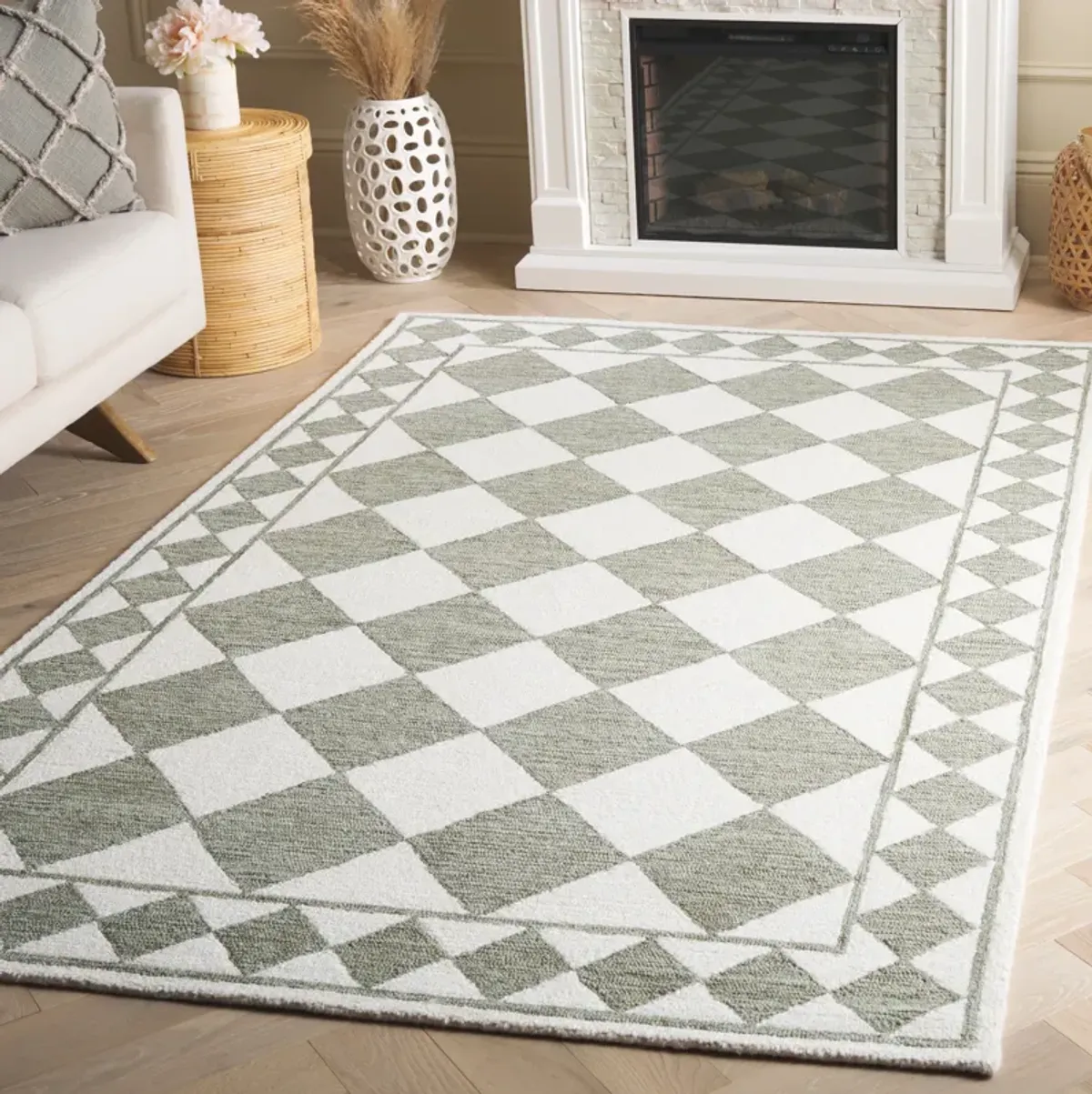 EBONY Hand Tufted 8' x 10' area rug