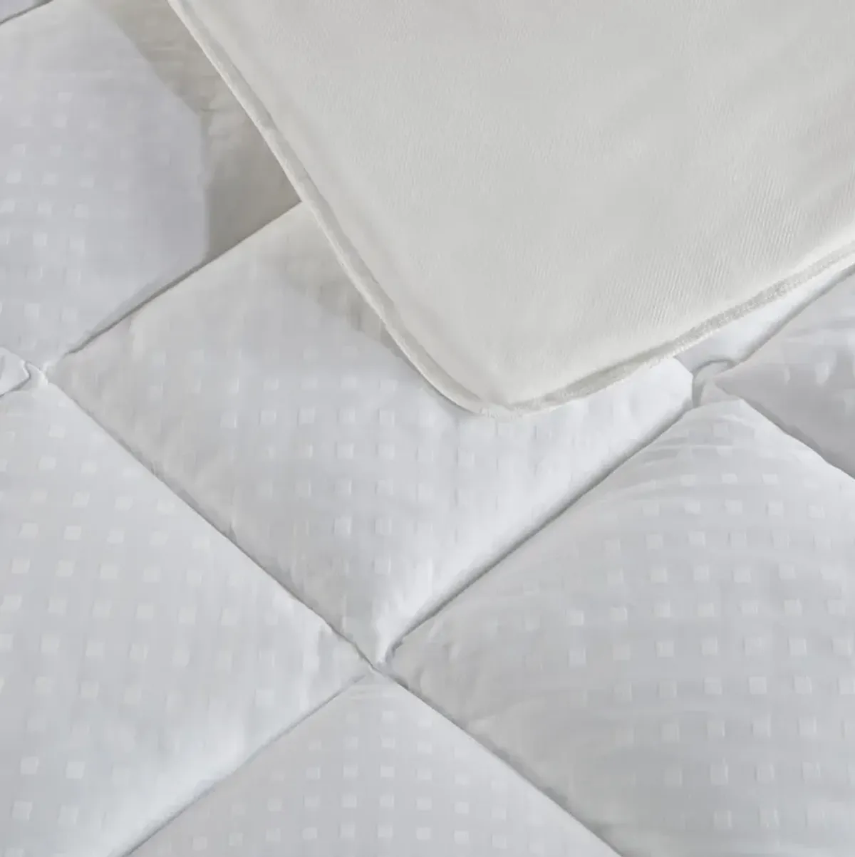 Croscill Signature White Dobby Cotton Waterproof Mattress Pad