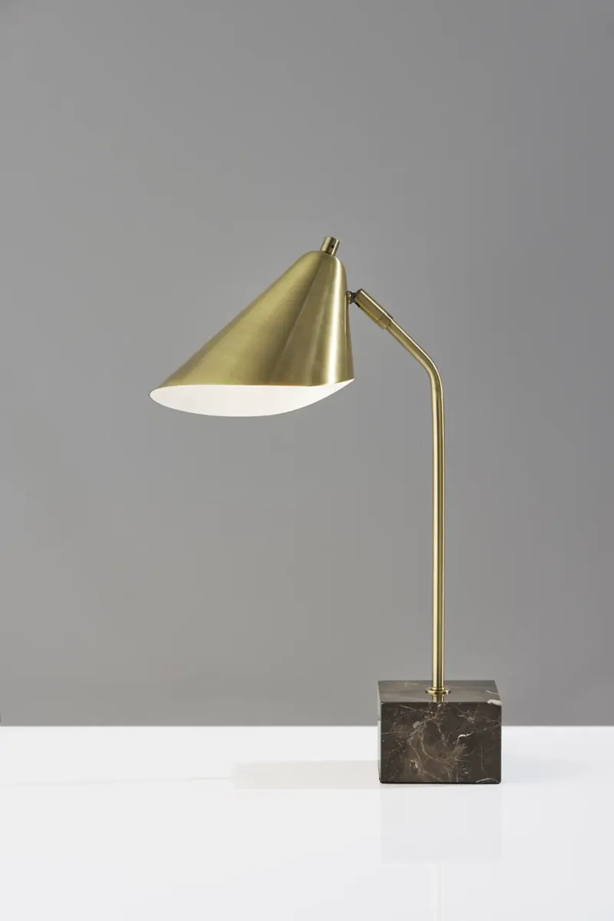 Hawthorne Desk Lamp