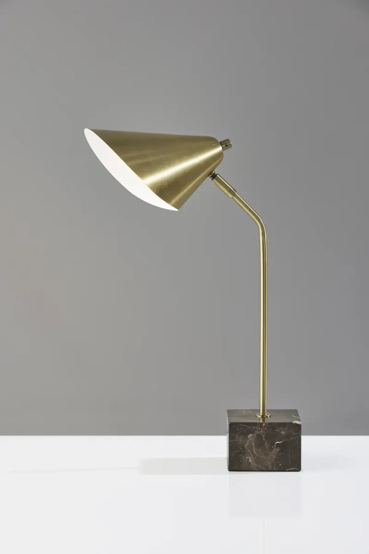 Hawthorne Desk Lamp