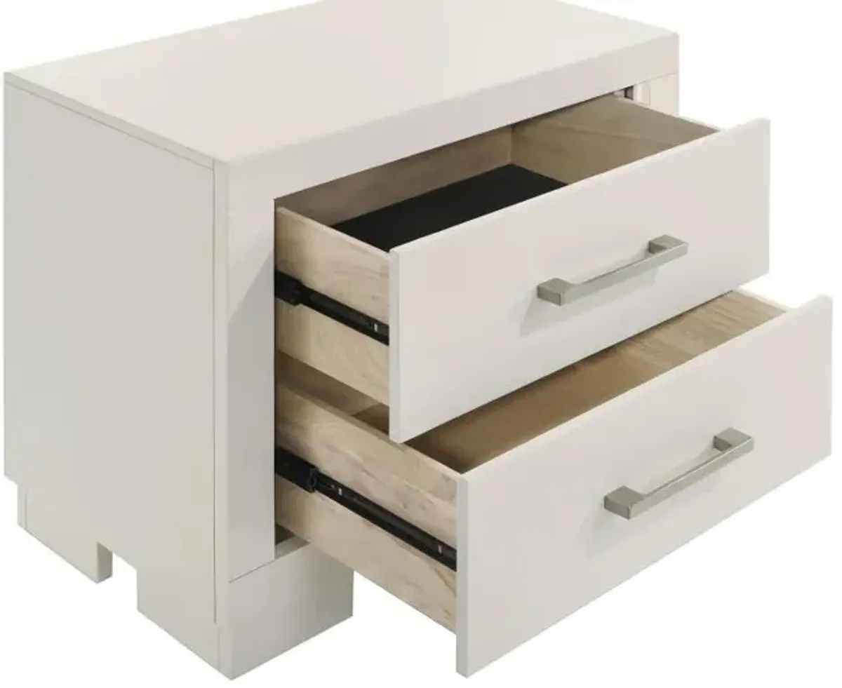 Jessica Bedroom Set with Nightstand Panels White