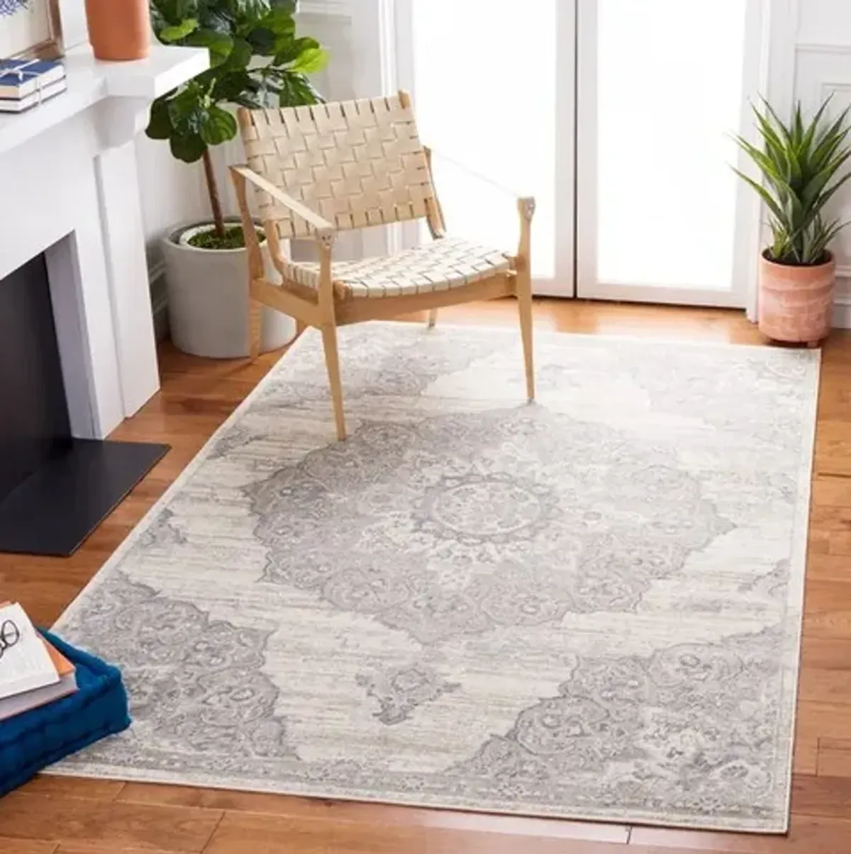 Brentwood 802 Ivory / Beige 5'-3" X 7'-6" Medium Rectangle Powerloomed Rug