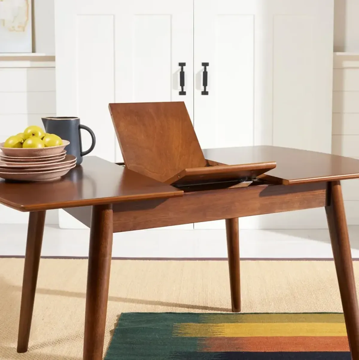 VARDA MANUAL EXTENSION DINING TABLE