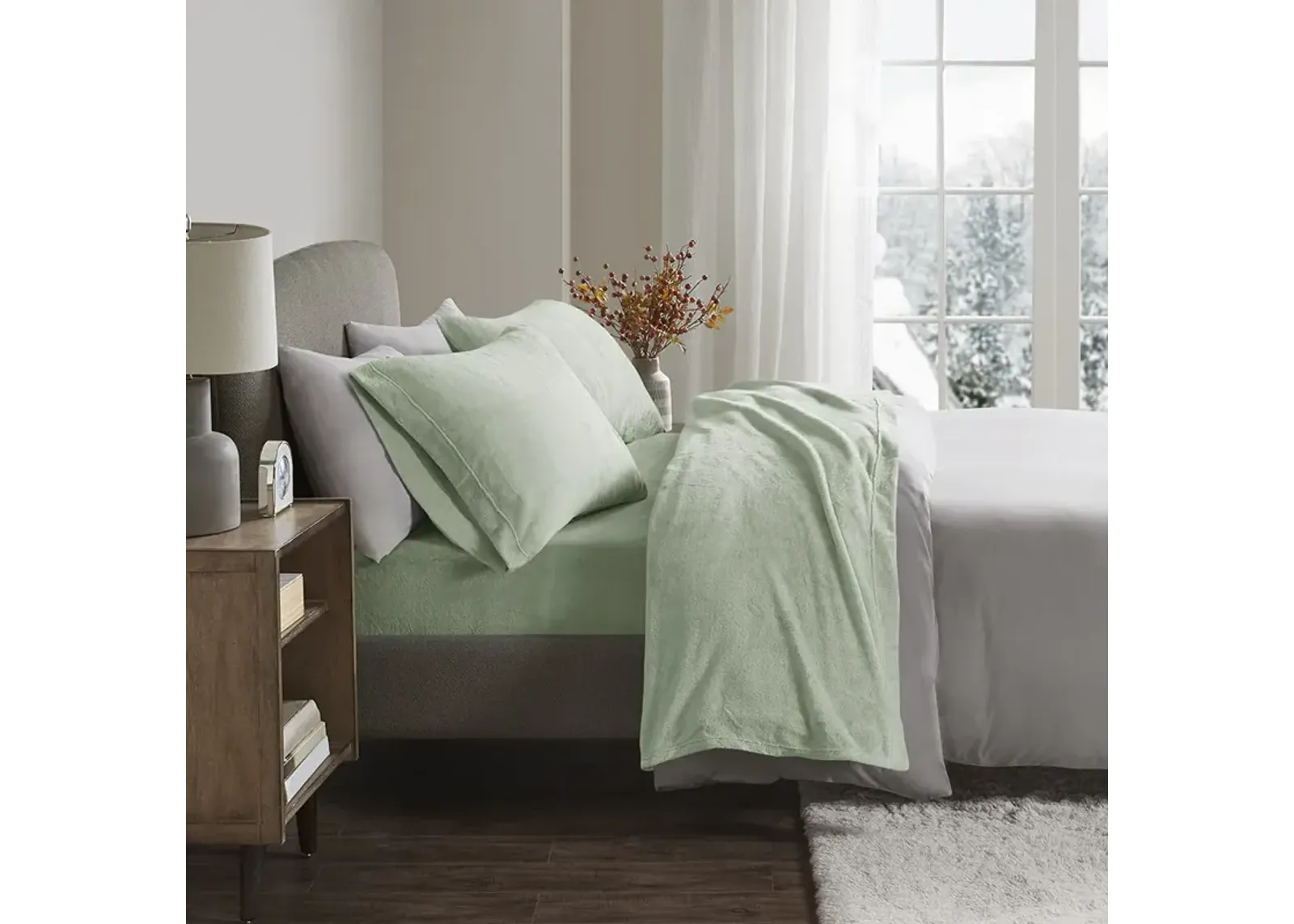 True North by Sleep Philosophy Soloft Plush Green Sheet Set