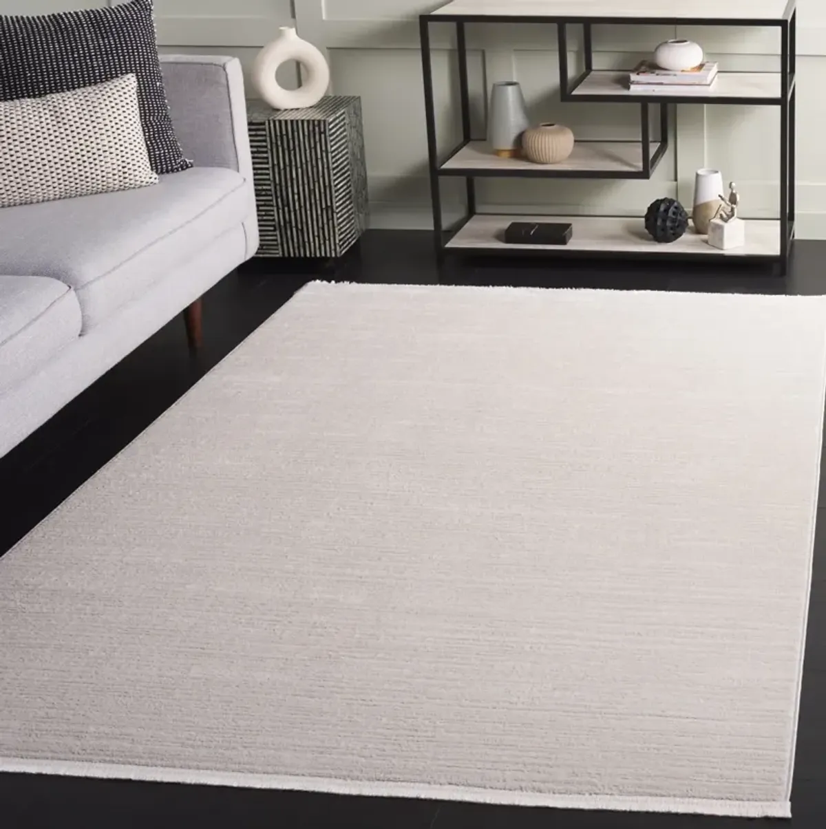 MILA 220 IVORY  6'-7' x 6'-7' Square Square Rug