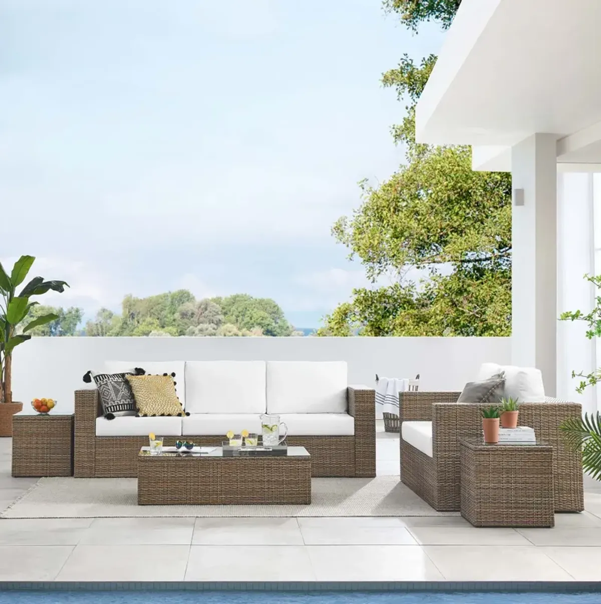 Convene 5-Piece Outdoor  Set