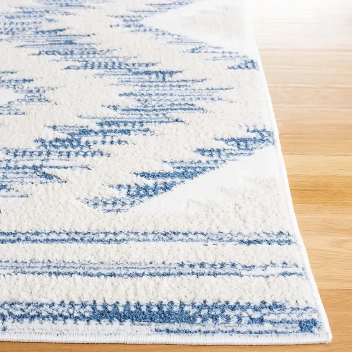 ALAMO 737 Blue 2'-2' X 8' Runner Rug