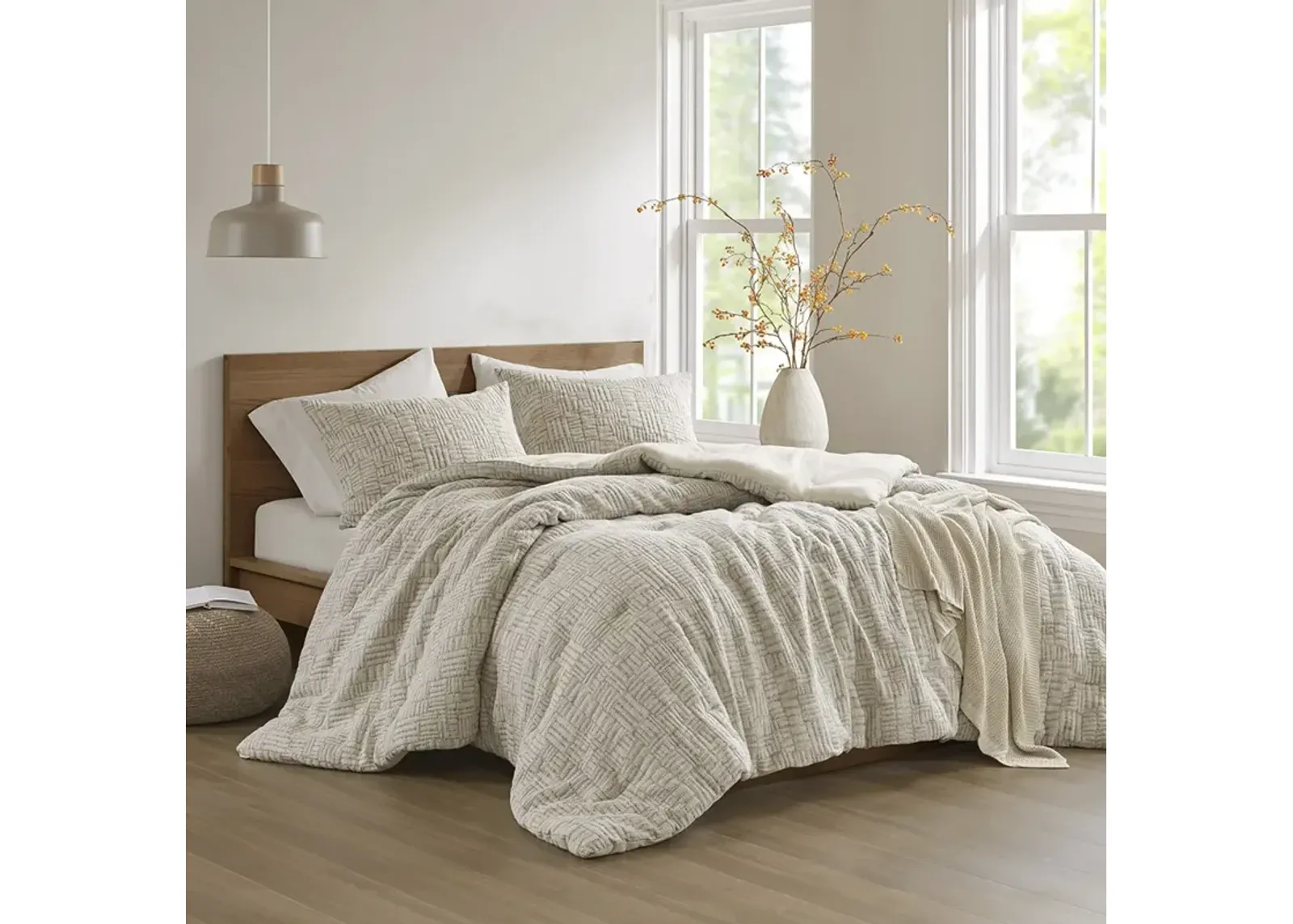 Oversized Cotton Matelasse Comforter Set