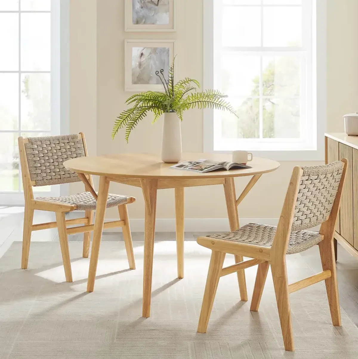 Gallant 47" Round Dining Table