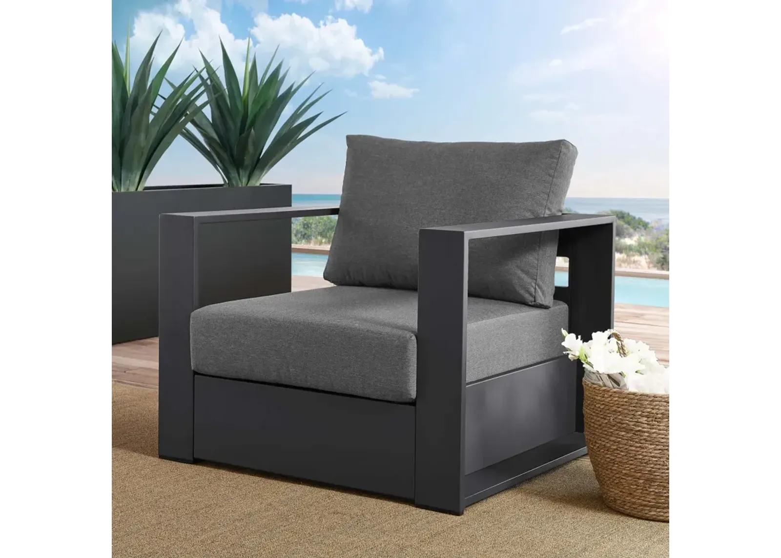 Tahoe Outdoor Patio Armchair