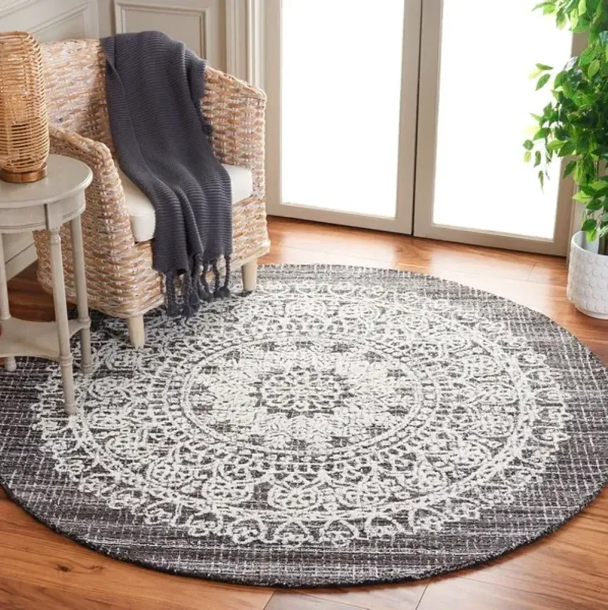 EBONY 106 6' X 6' Round Round Rug