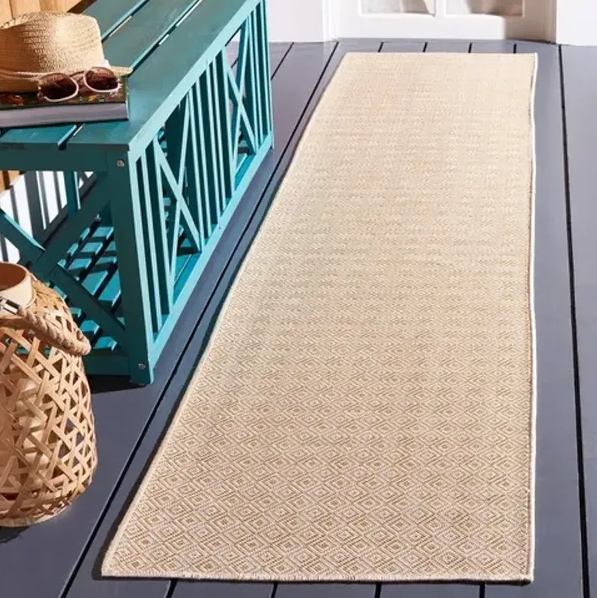 HAMPTON 230 Yellow 2' X 9' Runner Rug