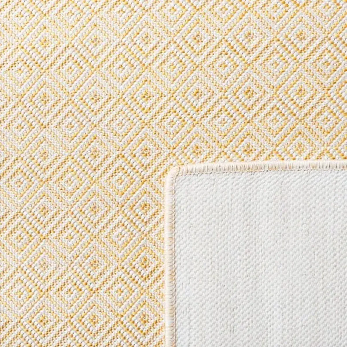 HAMPTON 230 Yellow 2' X 9' Runner Rug