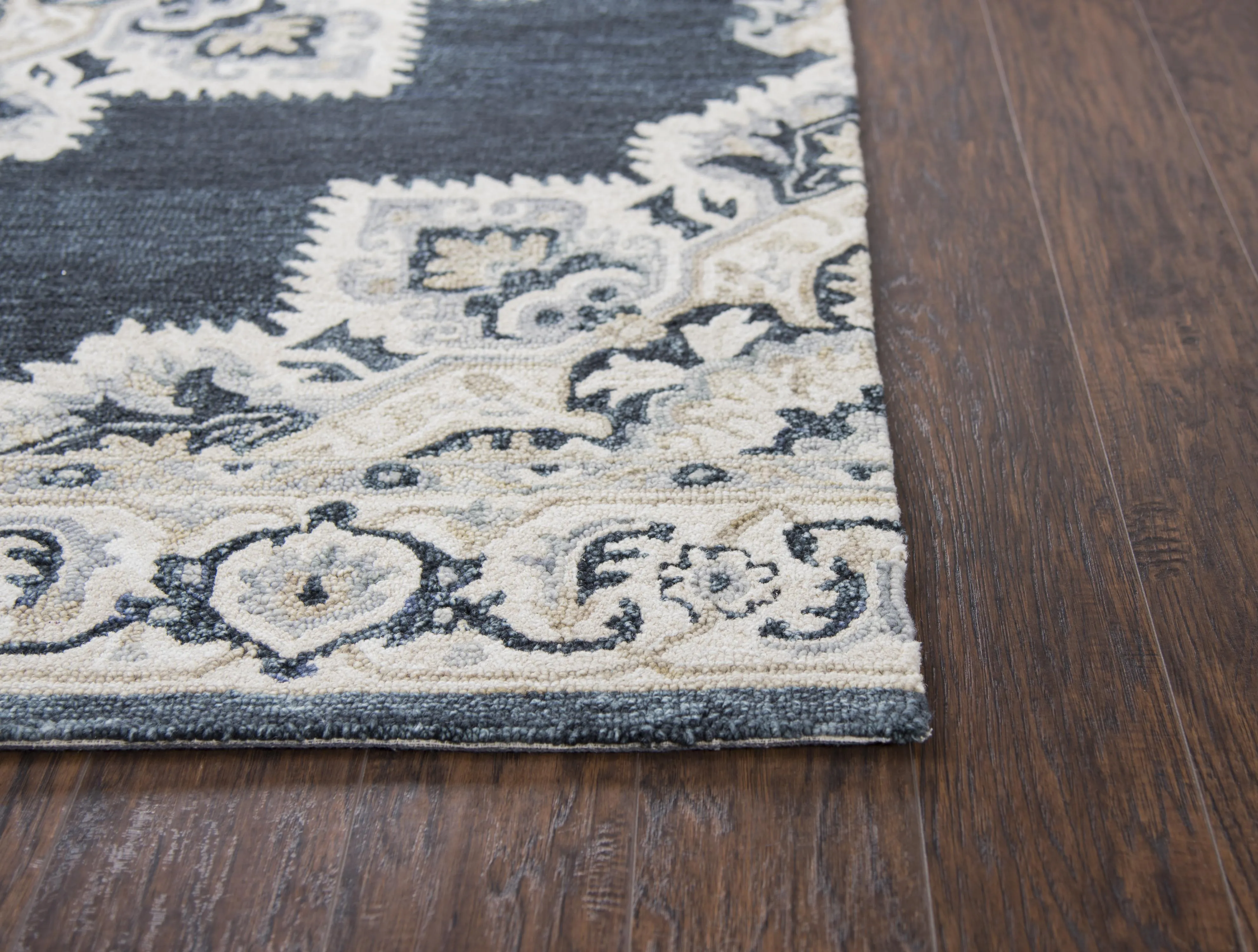 Resonant Dk.Blue/Natural Central Medallion Wool 2'6" x 8' Runner Rug