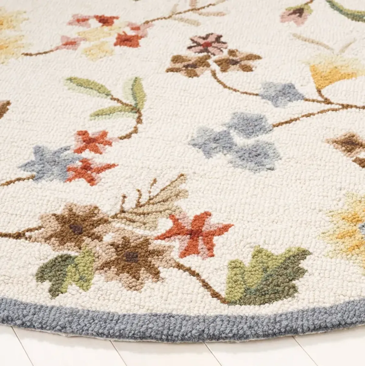 CHELSEA IVORY  5'-6' x 5'-6' Round Round Rug