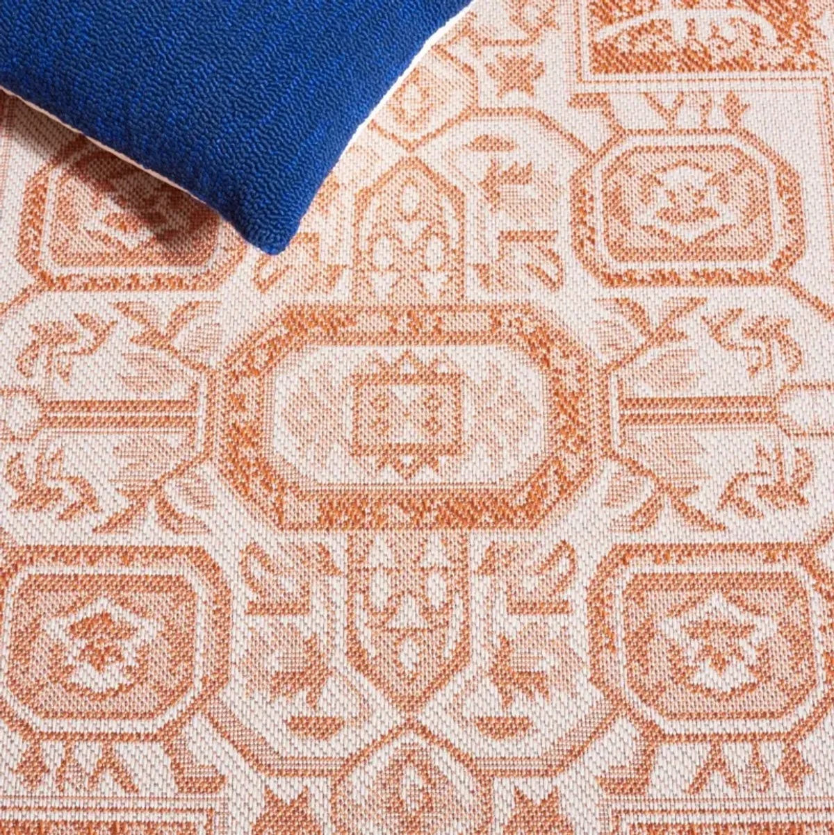 BERMUDA 841 RUST  6'-7' X 6'-7' Square Square Rug