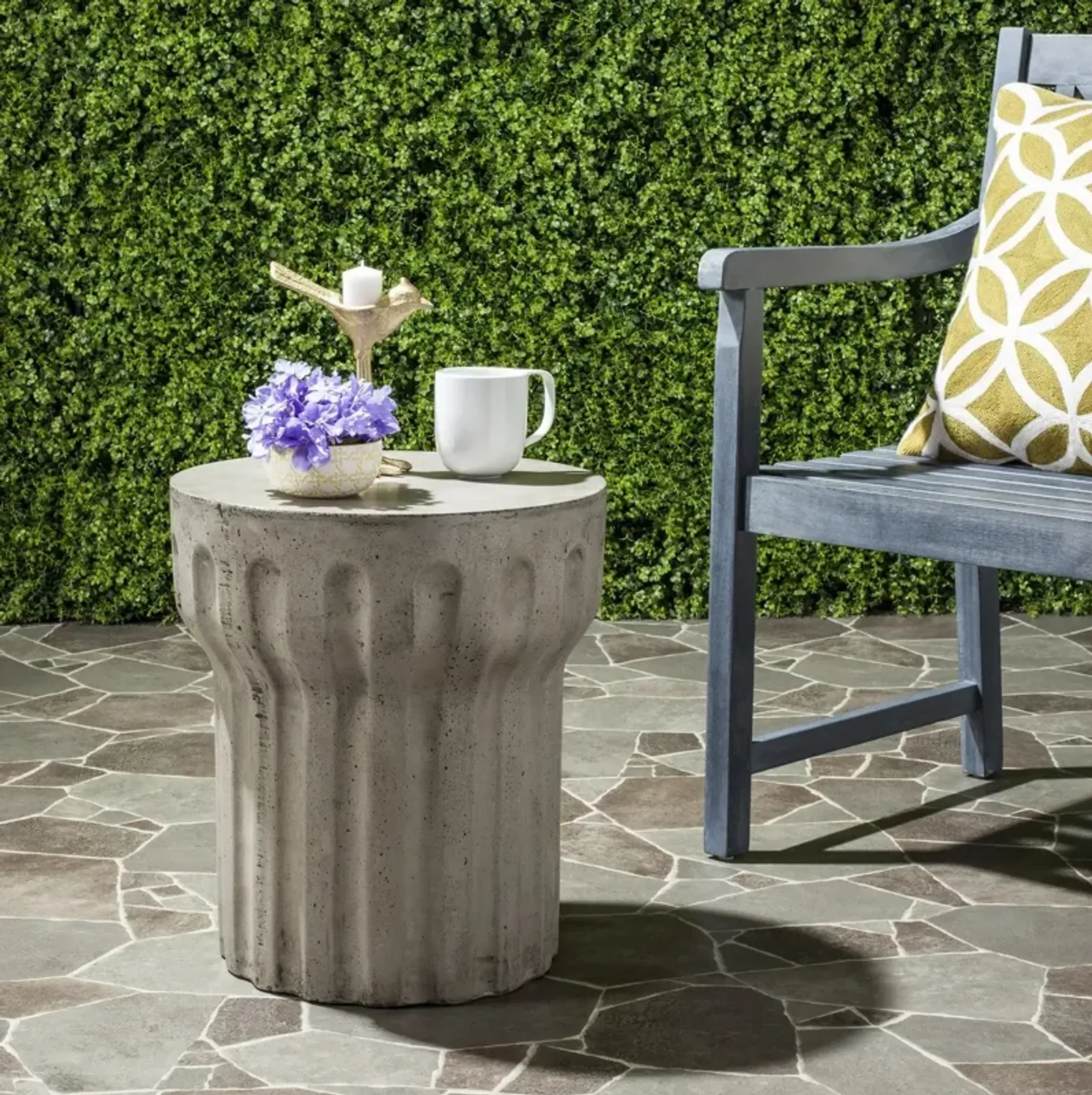 Vesta Indoor/Outdoor Modern Round Accent Table