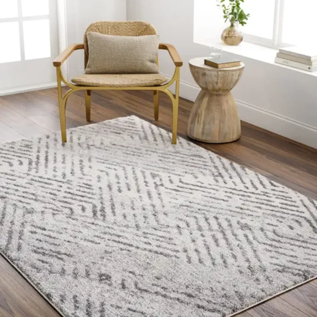 Monet MMO-2305 7'10" x 10' Machine Woven Rug