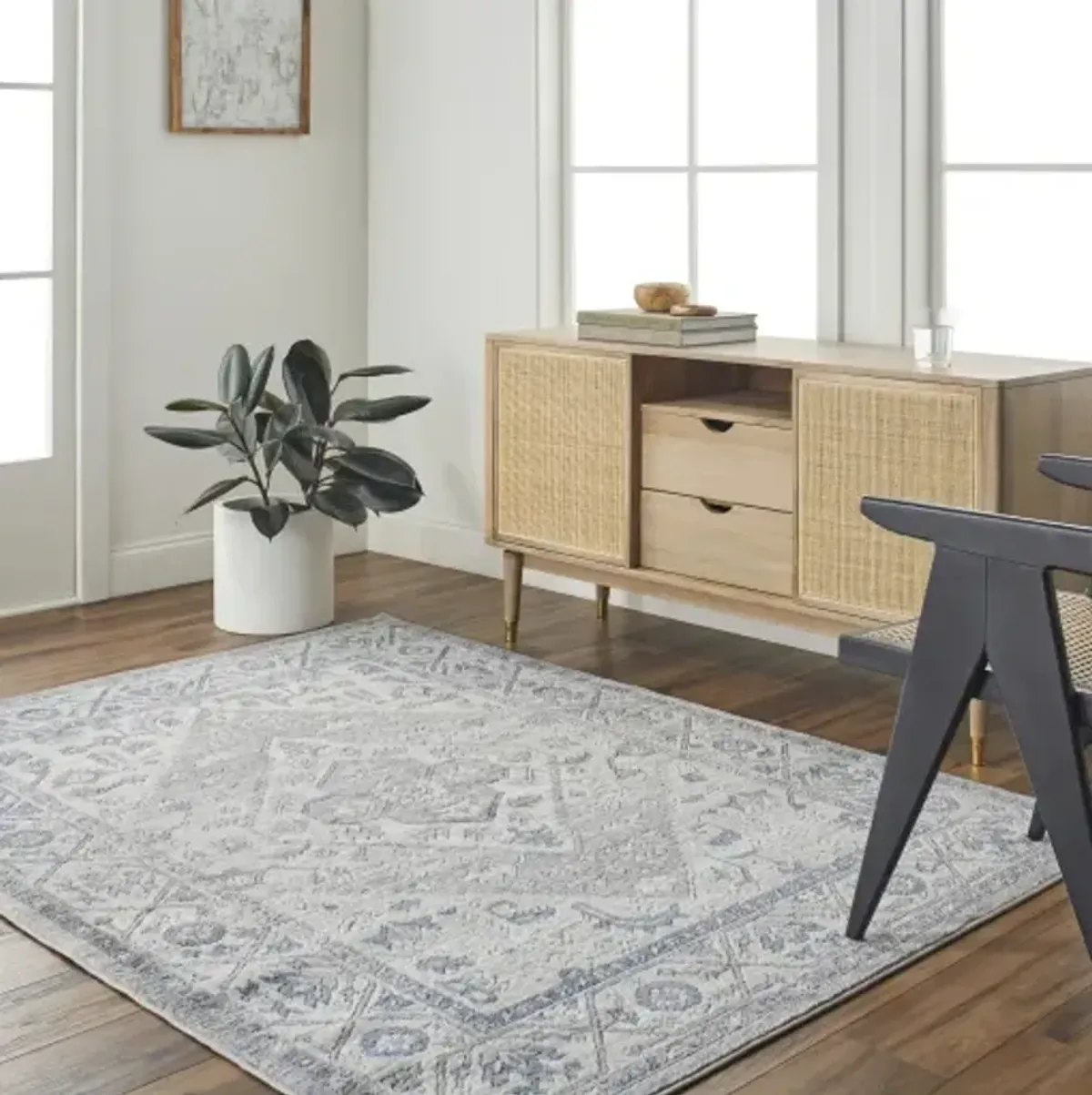 Alamo ALO-2318 7'10" x 10' Machine Woven Rug