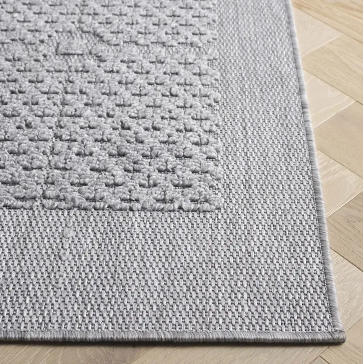 MILOS 112 GREY 6'-7' x 6'-7' Square Square Rug