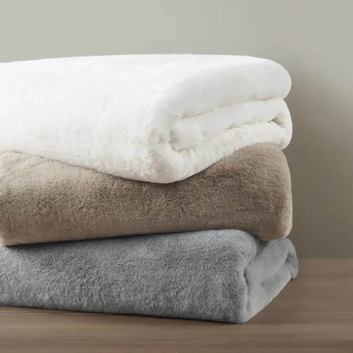 Madison Park Bristol Grey Solid Premium Faux Fur Throw