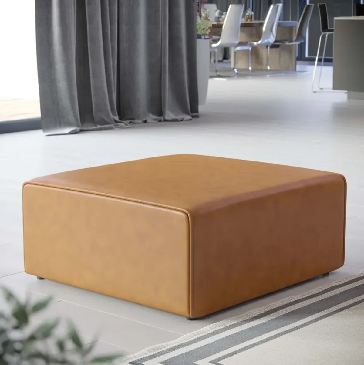 Mingle Ottoman