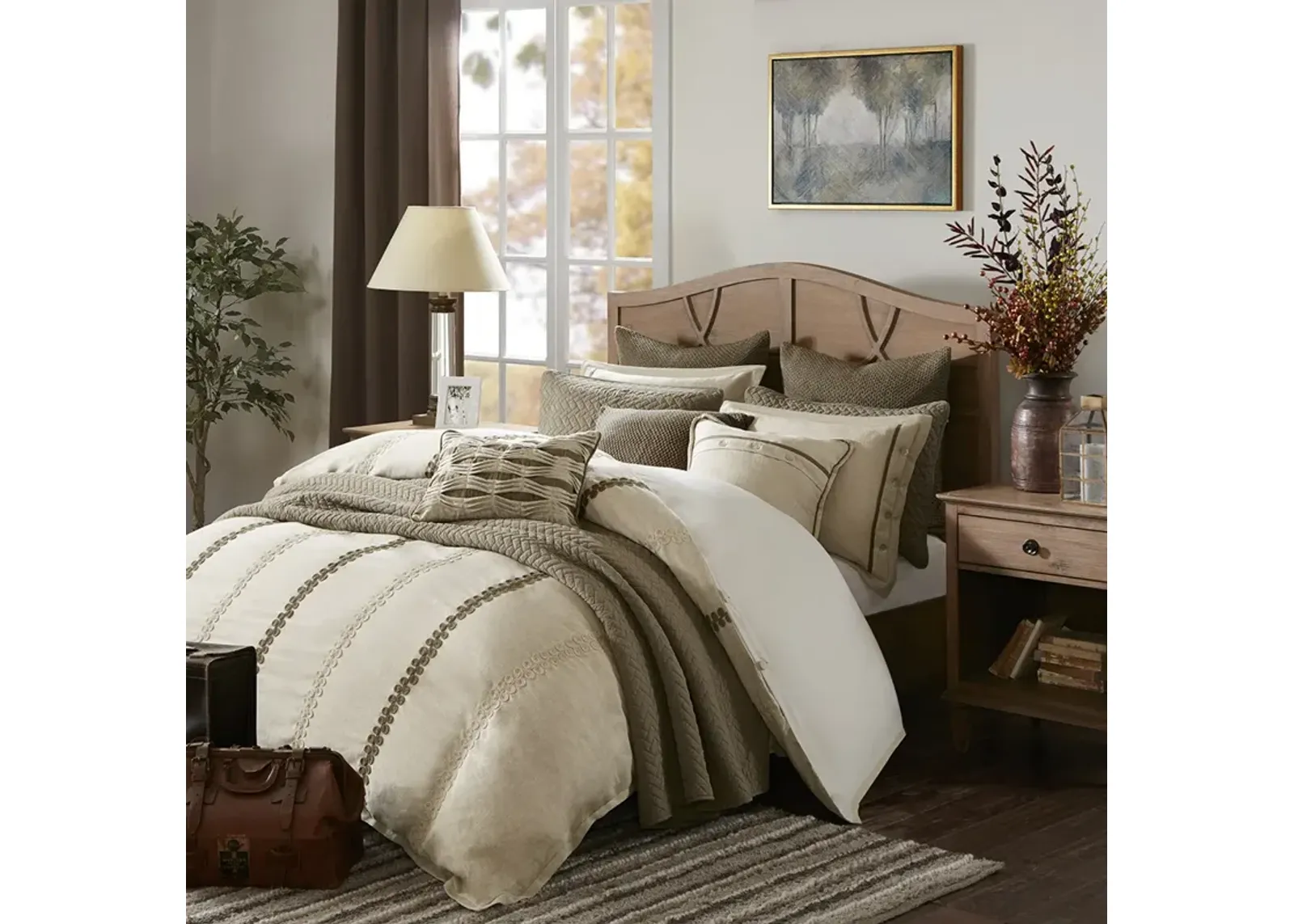 Madison Park Signature Chateau Linen Comforter Set