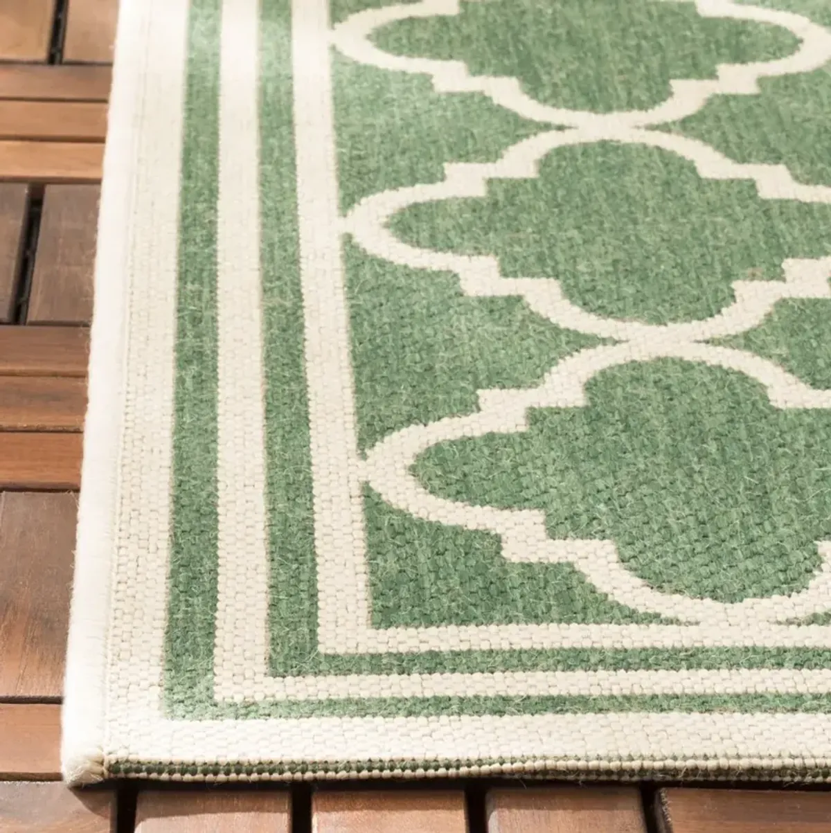 BEACH HOUSE 121 Green 2'-2' X 14' Runner Rug