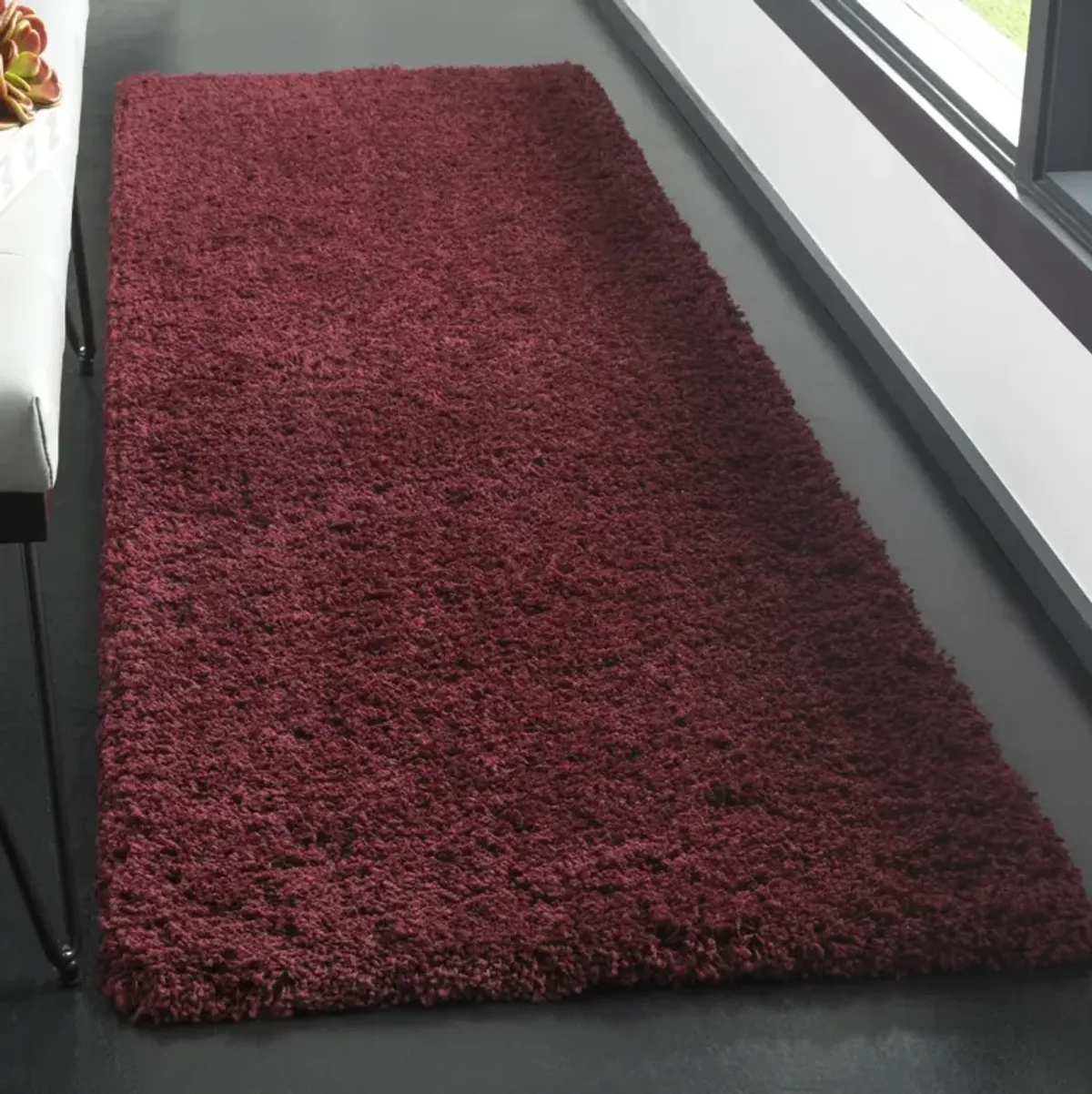 LAGUNA SHAG 303 MAROON 2'-3' x 10' Runner Rug