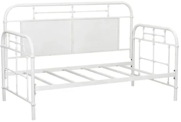 Liberty Furniture Vintage Antique White Youth Twin Metal Day Bed