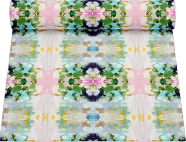 Laura Park Designs Nantucket Bloom 2.5'x8' Floor Mat