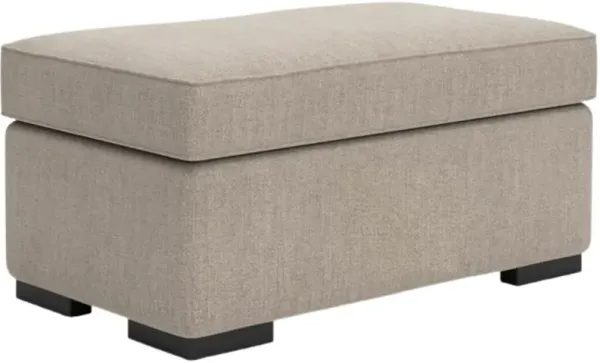 BenchcraftÂ® Sararose Heather Ottoman