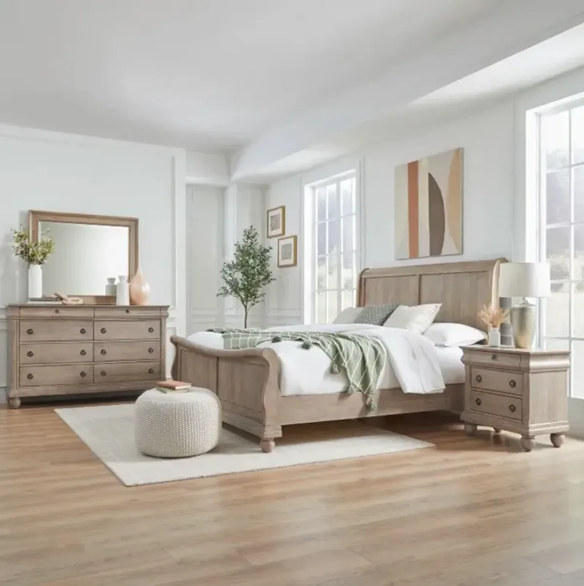 Liberty Furniture Industries Rustic Traditions 4-Piece Saddle Tan King Sleigh Bedroom Set