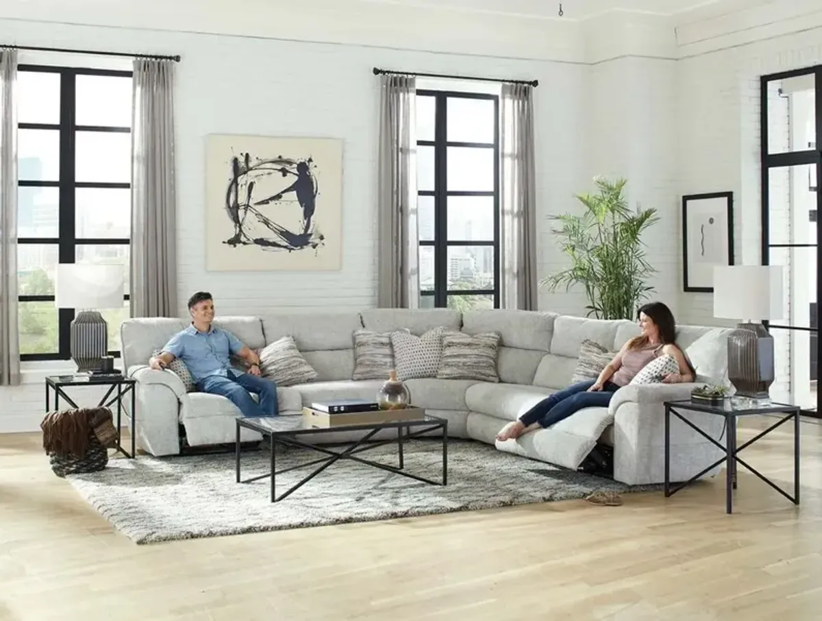 CatnapperÂ® Escape 5-Piece Artic Power Reclining Sectional Set