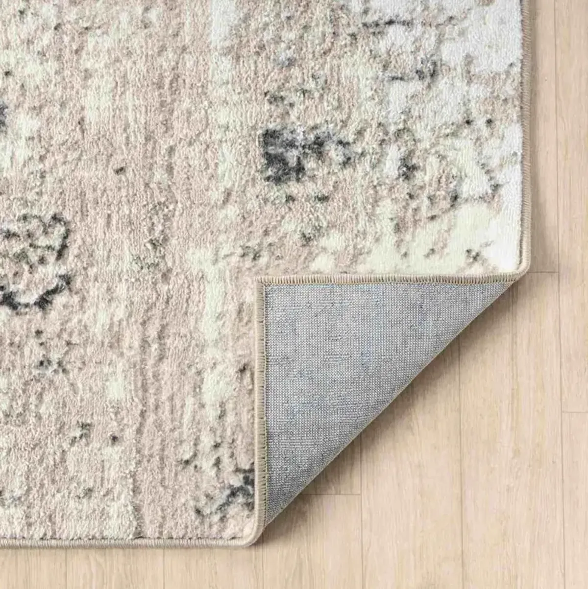 LR Home Antalya 5'x7' Area Rug