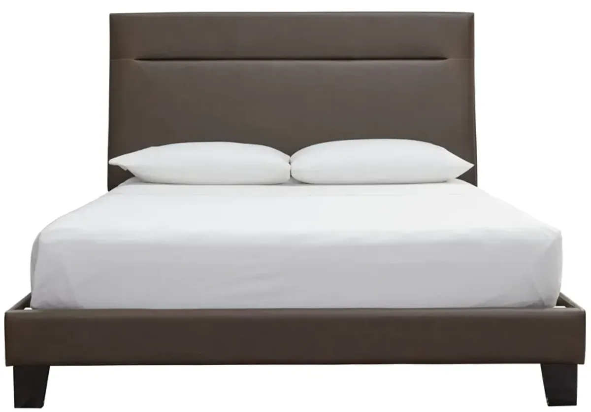 Signature Design by AshleyÂ® Adelloni Brown King Upholstered Bed