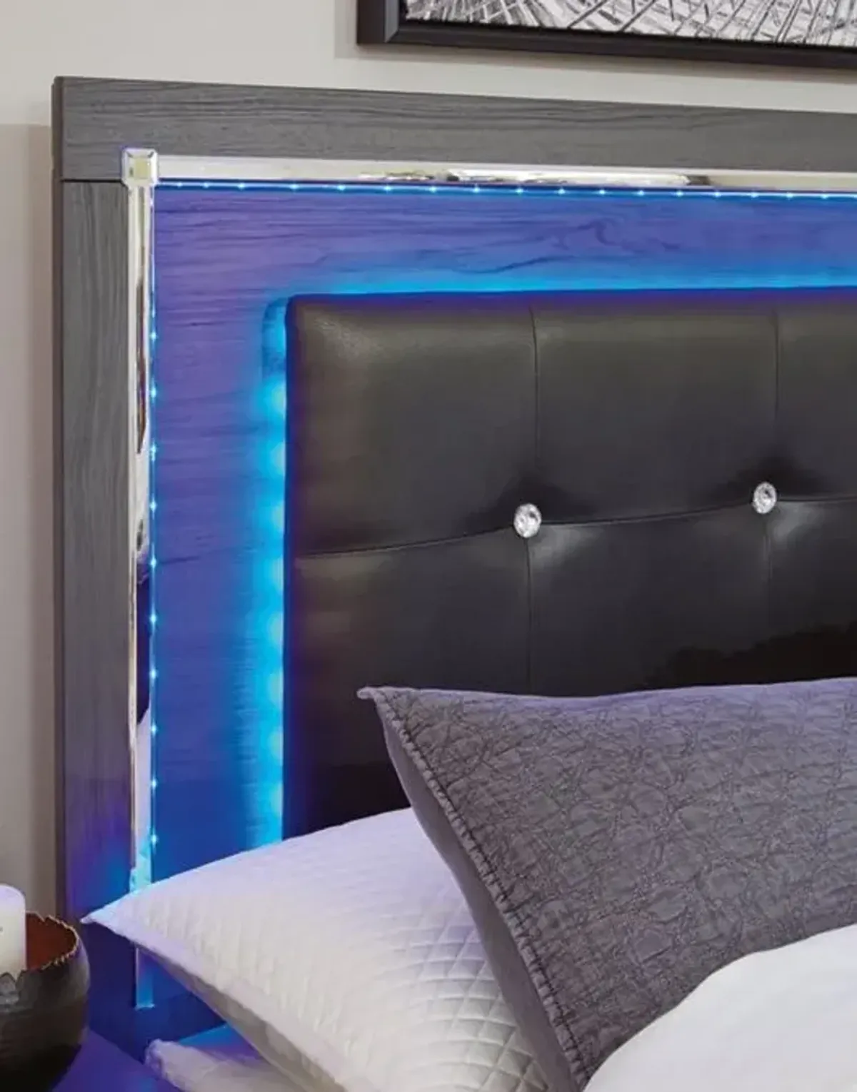 Signature Design by AshleyÂ® Lodanna Gray Queen Panel Bed