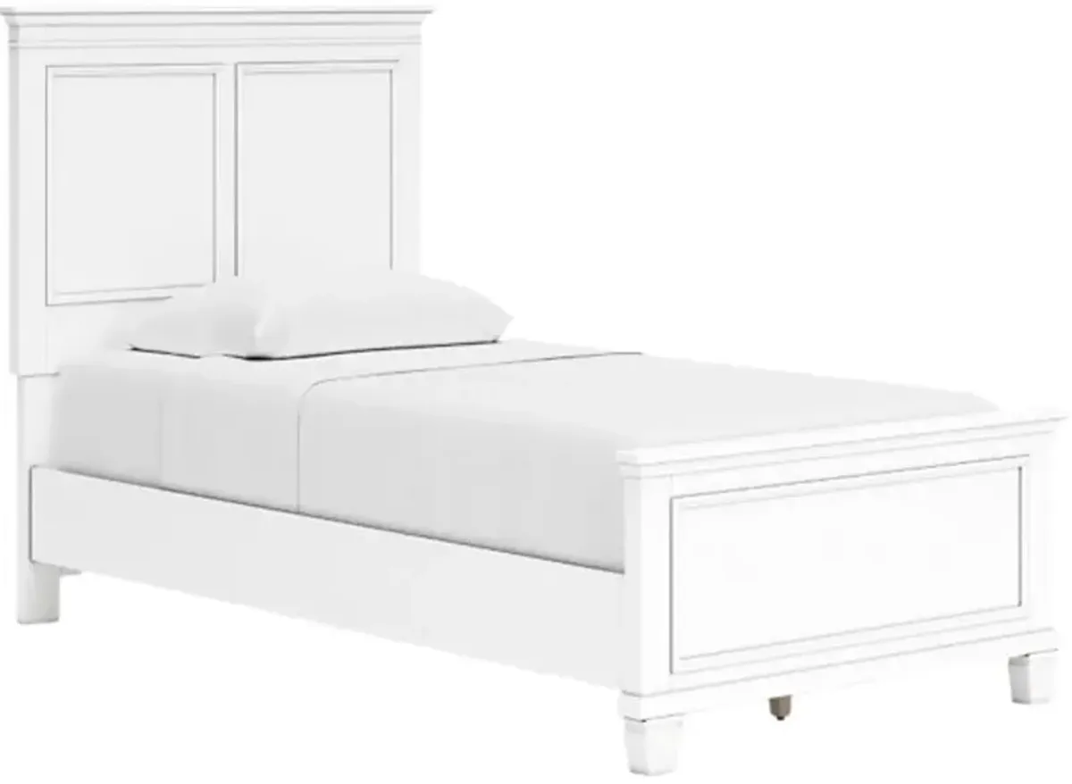 Signature Design by AshleyÂ® Fortman White Twin Panel Bed